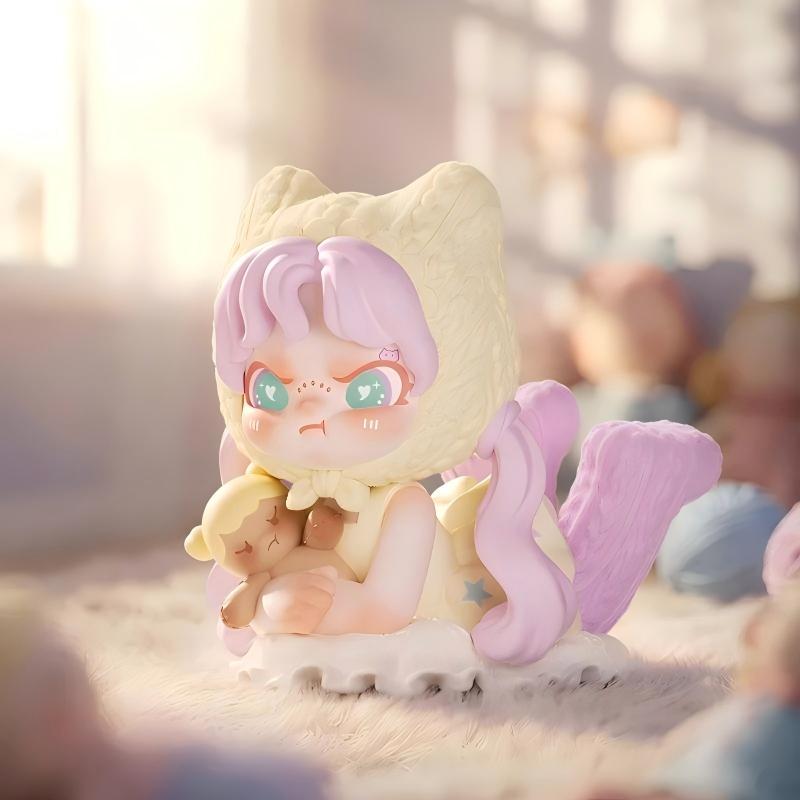 Dora "Lazy Holiday" Series Flocked Art Figure—a cute cat-eared girl figurine with a soft, velvety texture.