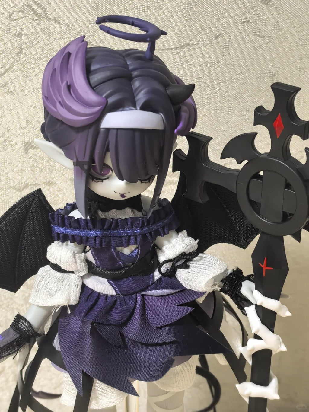 Feifei Devil Card: An articulated figure featuring a dual-sided angel/devil concept—a trendy, fully assembled purple-and-black Gothic little devil collectible.