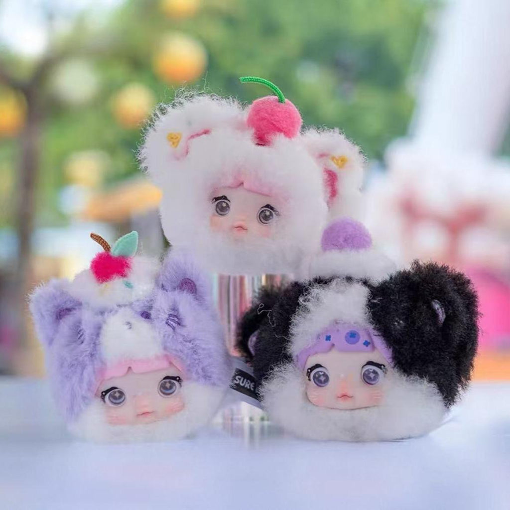 Nommi Plush Blind Box - Sweetness 100%! Ideal for Girls as Birthday Gifts! Each blind box contains an adorably soft plush doll, perfect as a backpack charm or bag pendant. With multiple cute designs in each series
