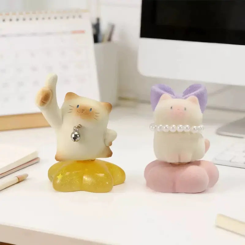 Cat Pai Carefree Spin Series Figure Blind Box
