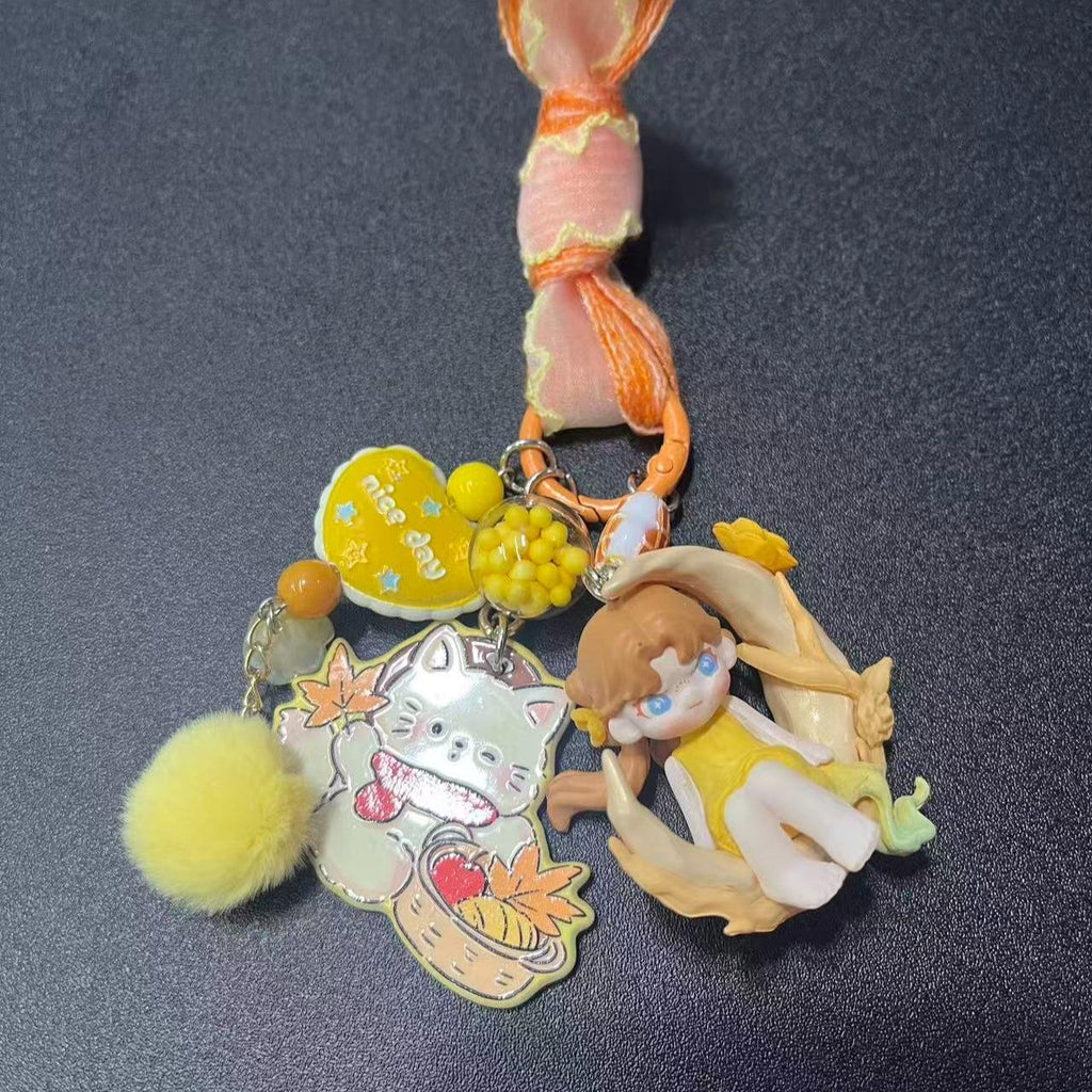 zoraa and dora pendant