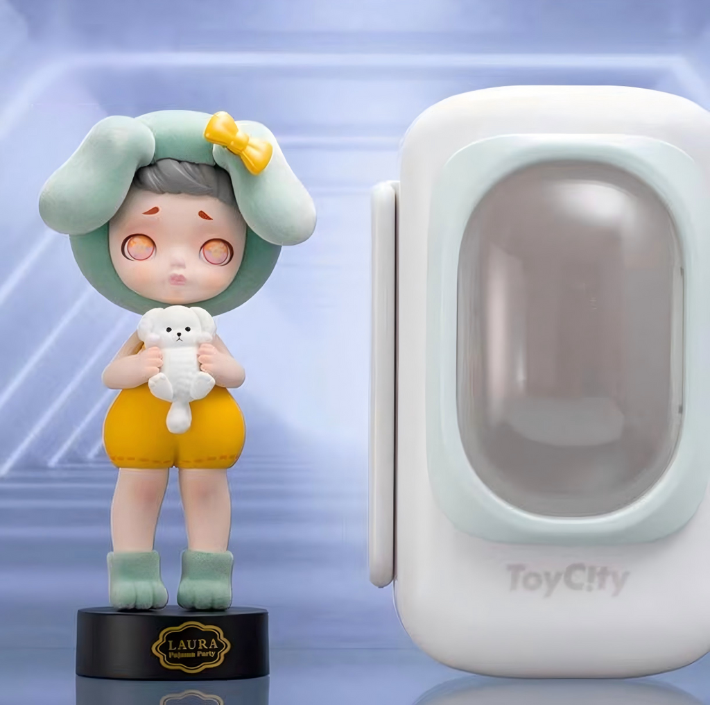 Space Capsule Laura Pajama Party Series Figures Blind Box-V1