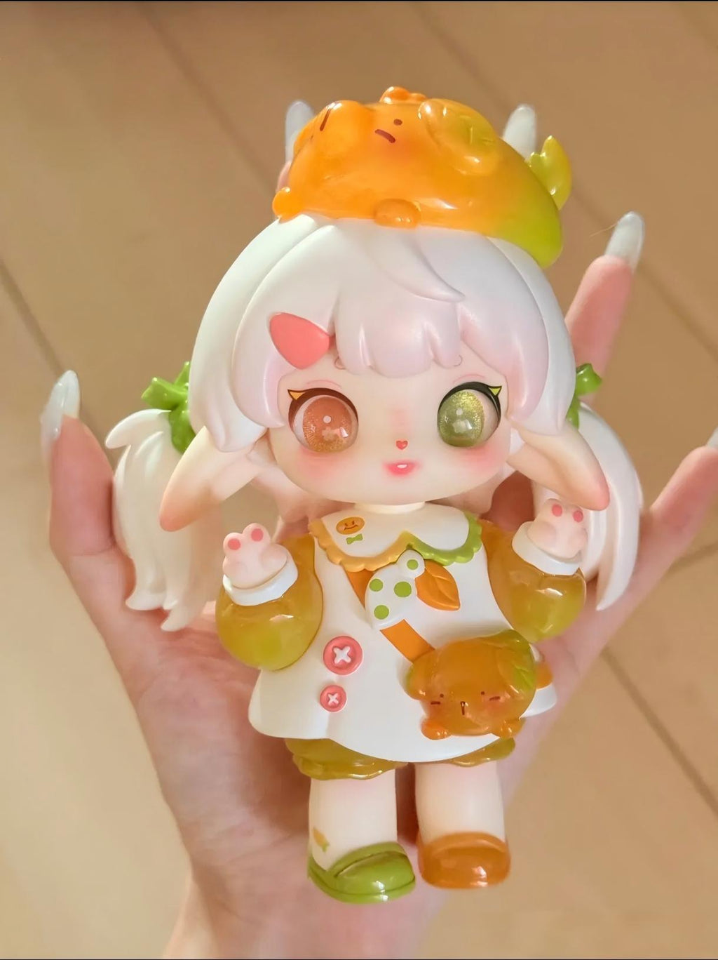 Ruby Mango Dog Large Figure(Global Limited Edition of 50)