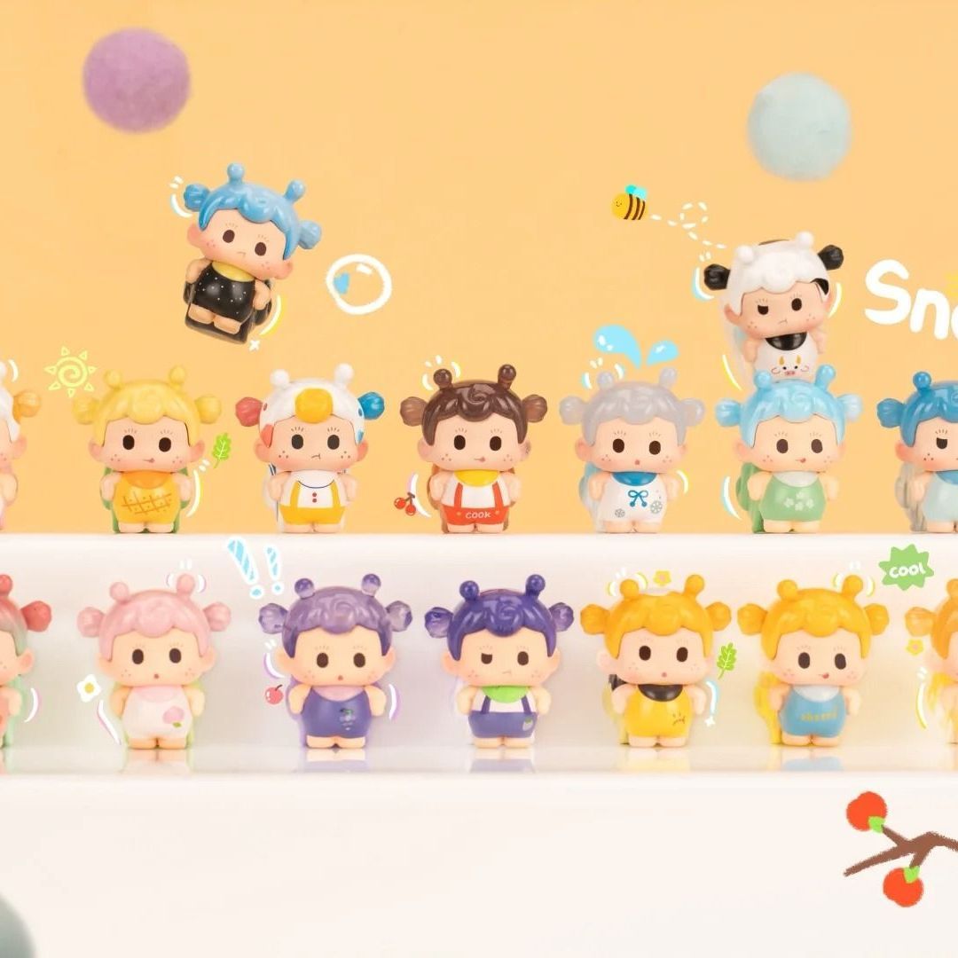 Soda Girl Angry Snail Baby Mini Figurine Blind Box – display angle