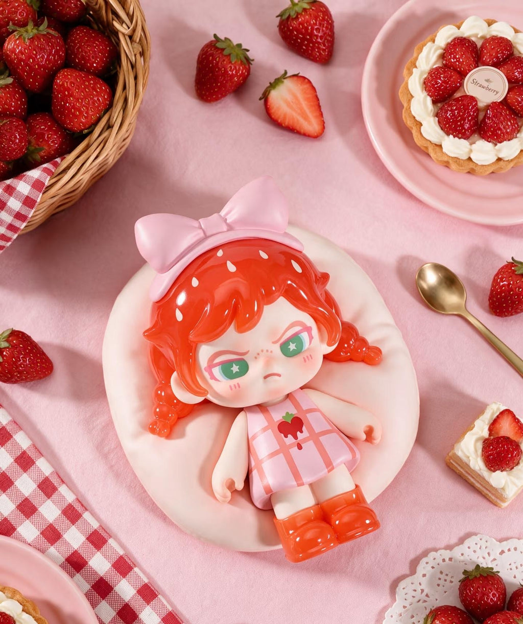 Baby Dora Tiny Bread Bite Mini Series Blind Box – character / design detail