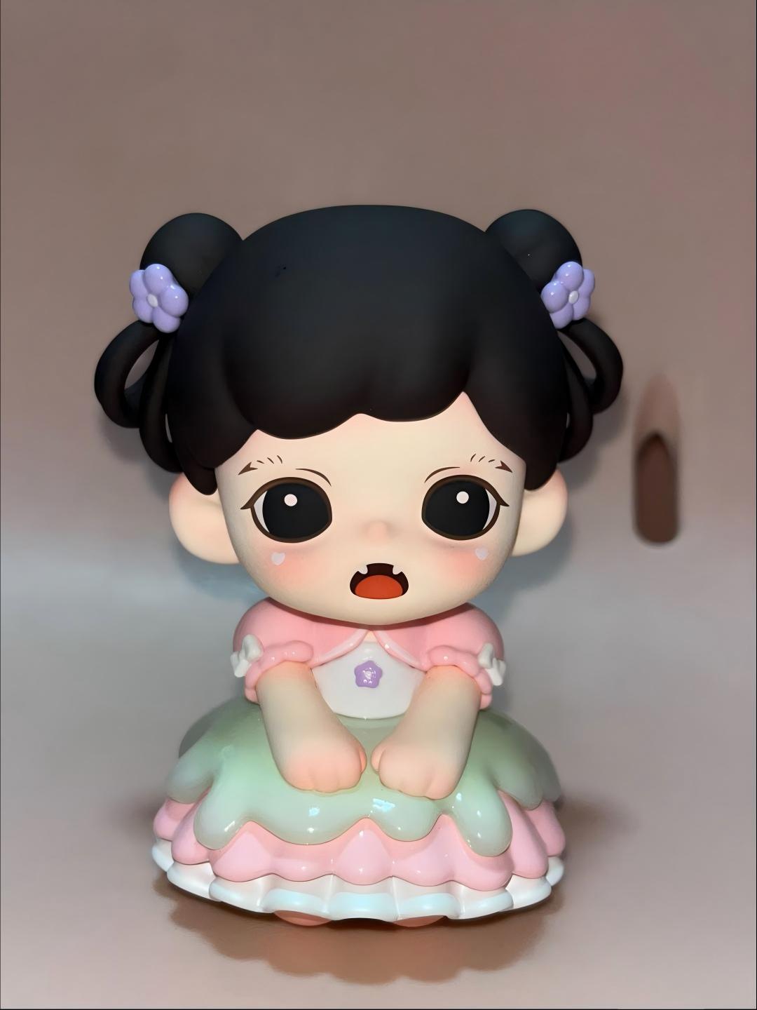 Zoraa "Peach Blossom Fairy" Art Toy – Traditional Chinese-Style Fairy Dress Theme – Cute Desktop Figurine/Collectible Gift