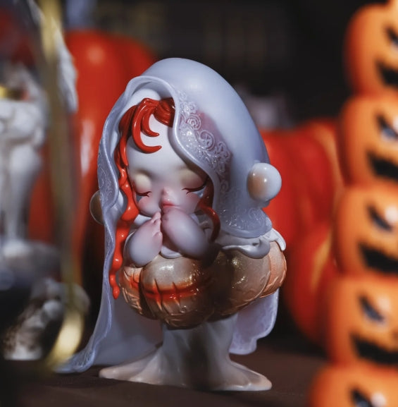 SP "Moonlight Covenant" Halloween Limited Edition Art Toy – Ghost Girl & Pumpkin Theme – Desktop Ornament/Collectible Gift