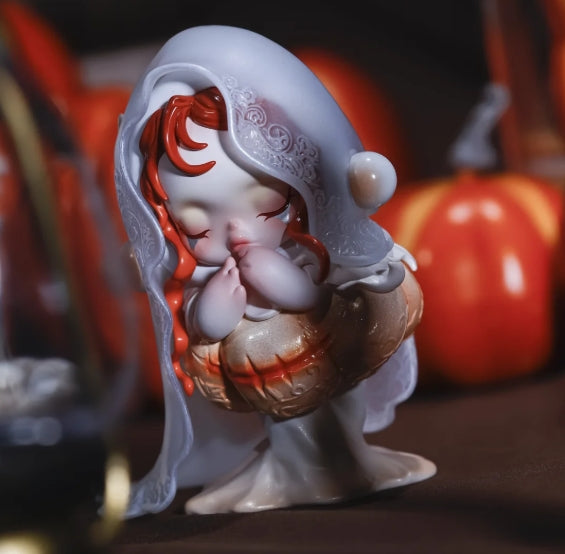 SP "Moonlight Covenant" Halloween Limited Edition Art Toy – Ghost Girl & Pumpkin Theme – Desktop Ornament/Collectible Gift